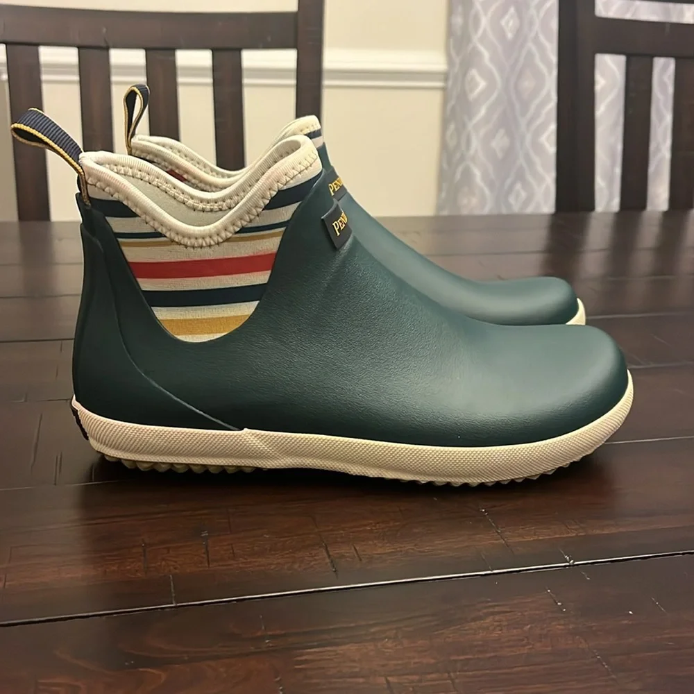 Pendleton National Park Stripe Neo Chelsea Rain Boots coral blue Women’s Size 9